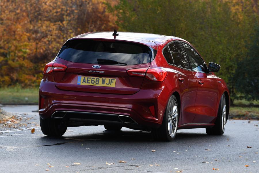 Ford Focus Vignale 2018 года  (UK) (фото 10 из 14)